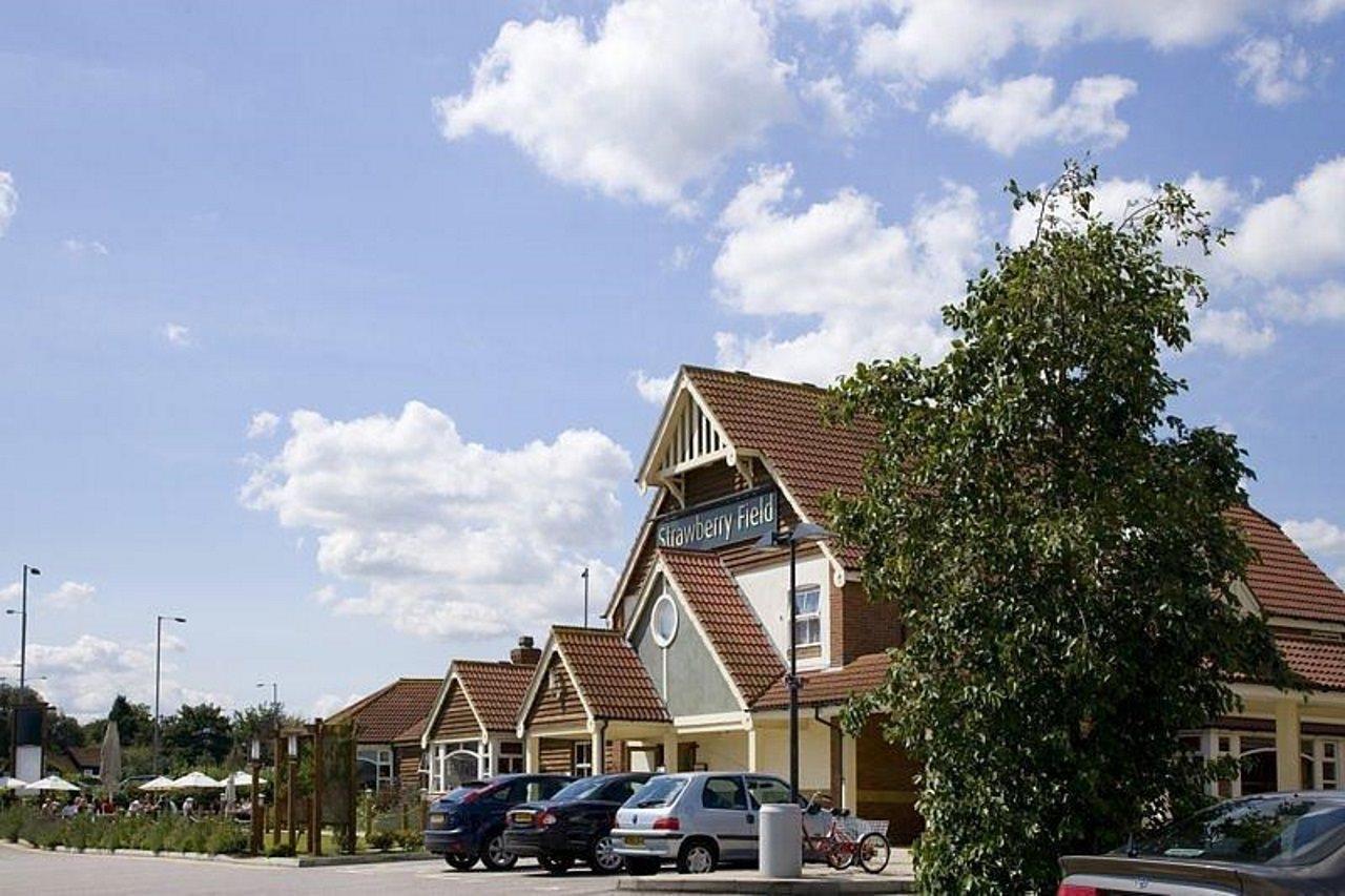 Premier Inn Premier Inn Southend Airport Exterior foto